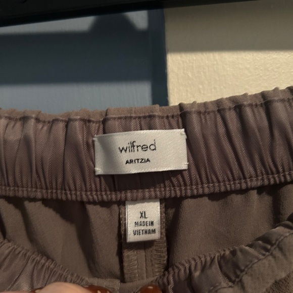 Wilfred (Aritzia) Tan Slacks - Picture 5 of 7